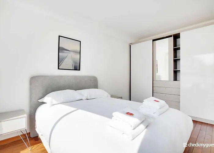 Charming Convention Serres Párizs